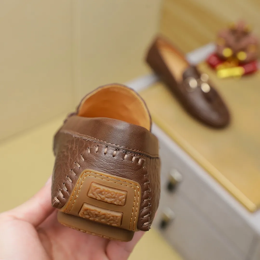 Men's shoes💰360💰🕷🕷️【 GUCCI 】Gucci's best-selling trendy men's casual slip-on shoes 🇨🇳Official website original 1:1 mold 💯Original quality, fine workmanship ☘Fashionable and versatile, perfect shape, comfortable on the feet 🍓Trendy men's recommended model, imported cowhide on the top layer 🎋High-quality pigskin lining, rubber wear-resistant and non-slip outsole, high-end atmosphere, worth owning 🍉Optional 38-44